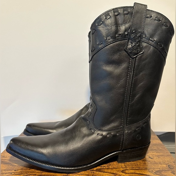 Dingo Men’s Stagecoach Black Cowboy Boots NWT Size 9.5 - Picture 1 of 12